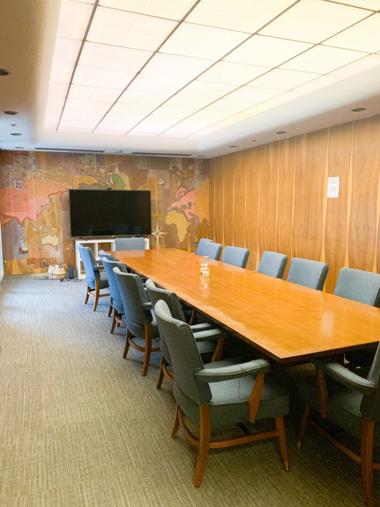 vida coworking conference room rental in portland or